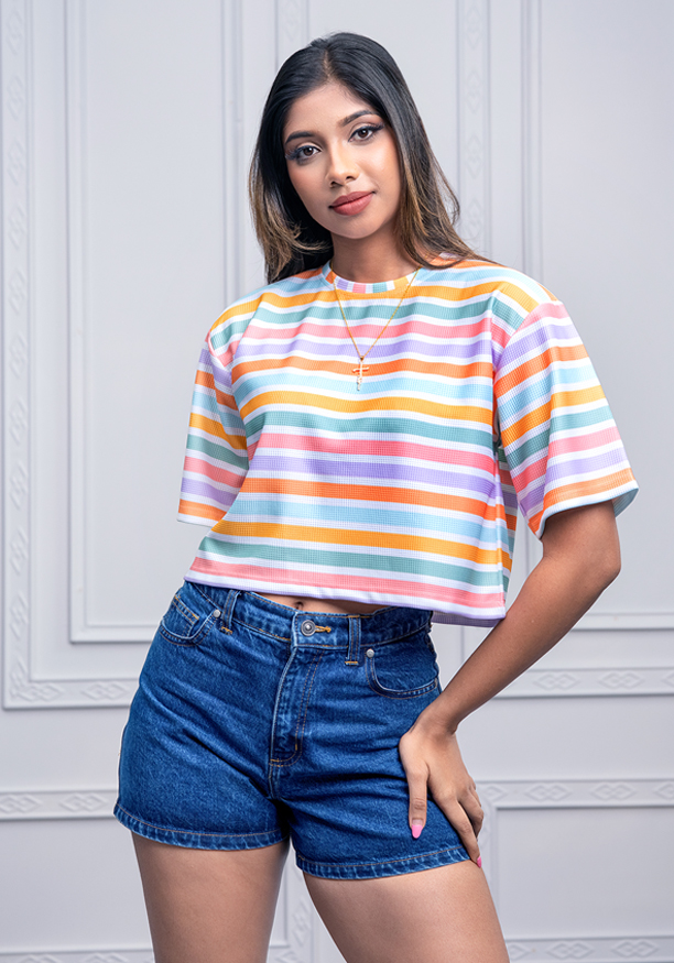 MULTI COLOR CROP T SHIRT